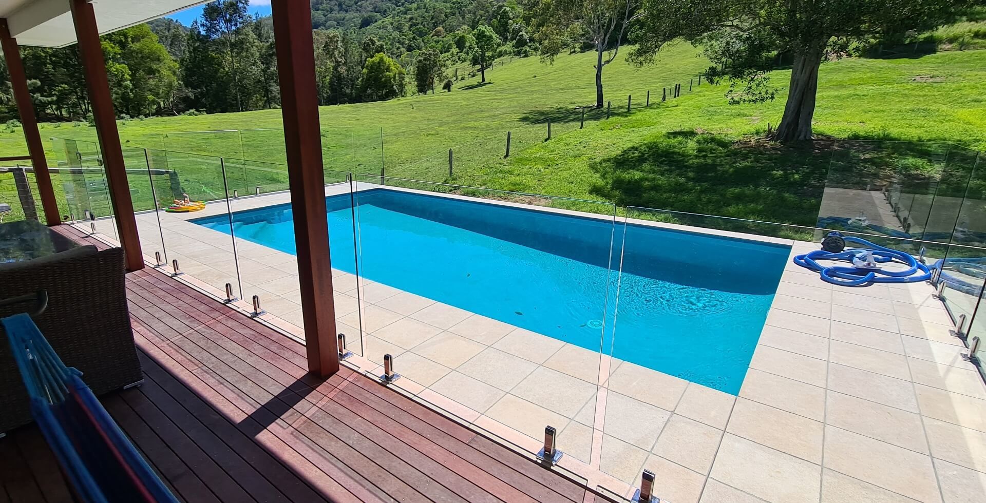 Glass pool fence and surrounds in Brisbane